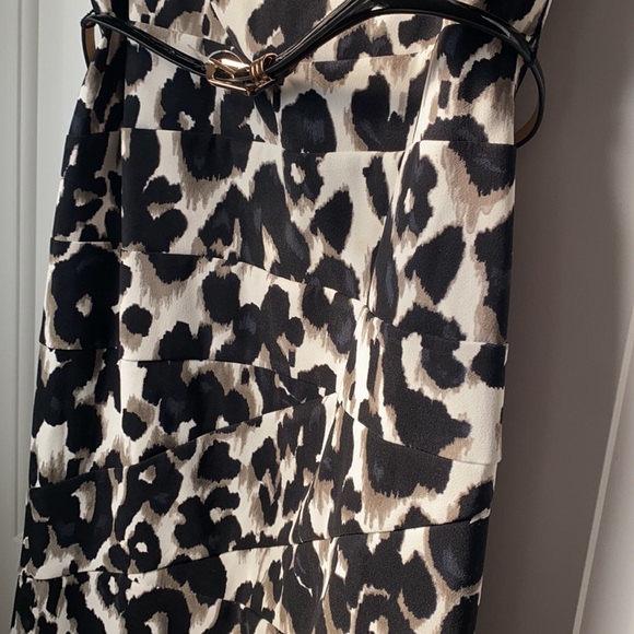 NWT Dress Barn Size 4 Sheath Dress - Picture 9 of 9